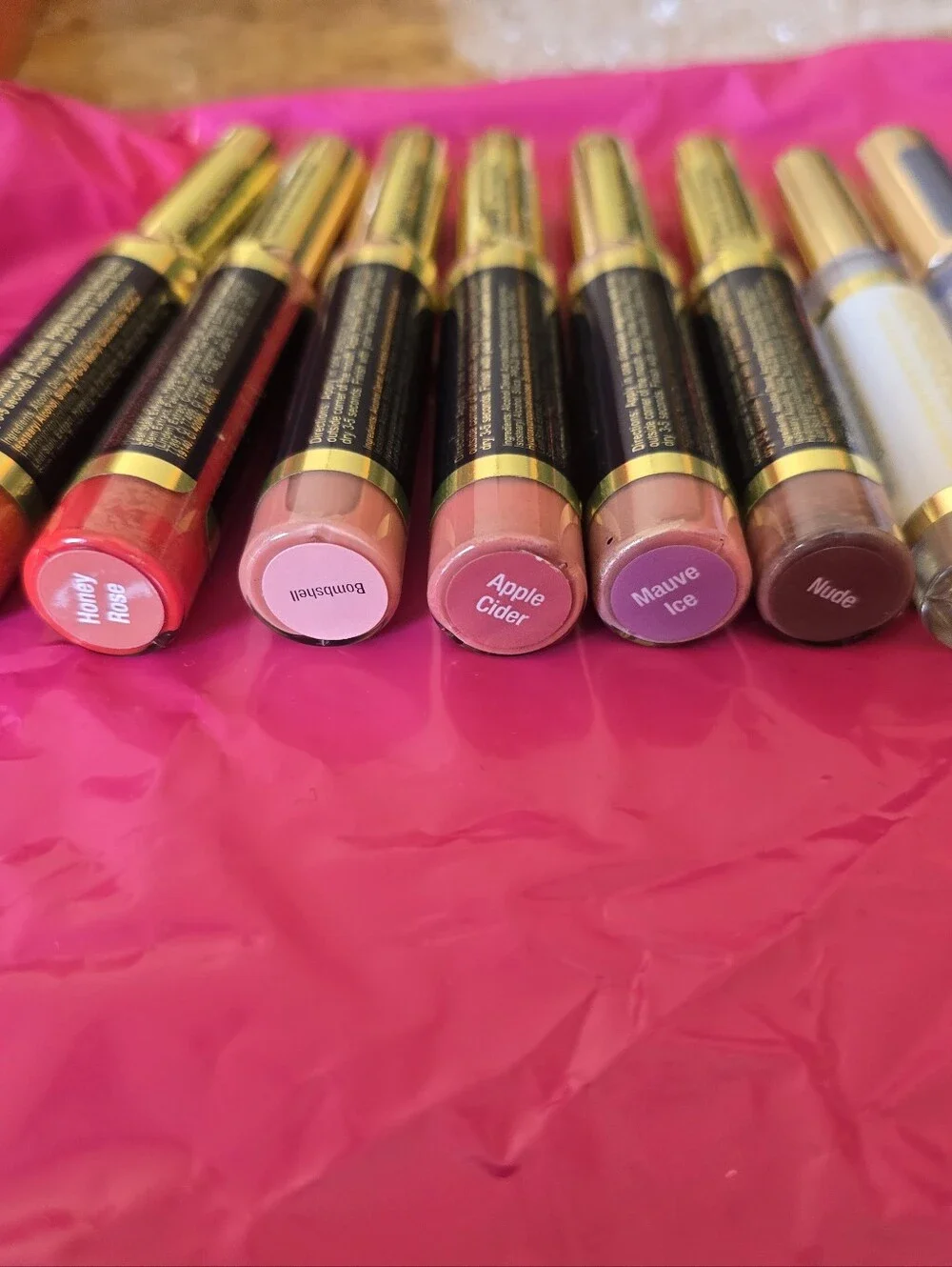 Senegence Lipsense Lip Bundle: Pink & Nude Shades, Gloss & Remover. New, Sealed